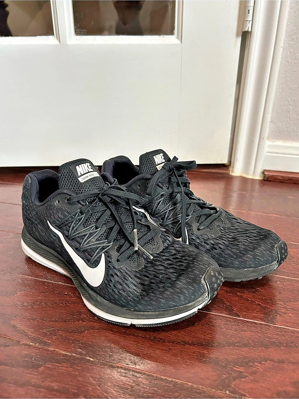 Nike Air Zoom Winflo 5 Black Athletic Shoes